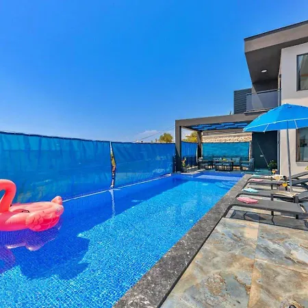 Yesilkoey 3 Bedroom Secluded With Private Pool Hot Tub Καλκάν