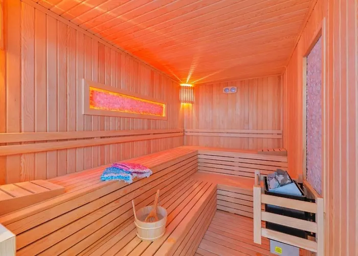 Yesilkoey 3 Bedroom Secluded With Private Pool Hot Tub * 卡尔坎